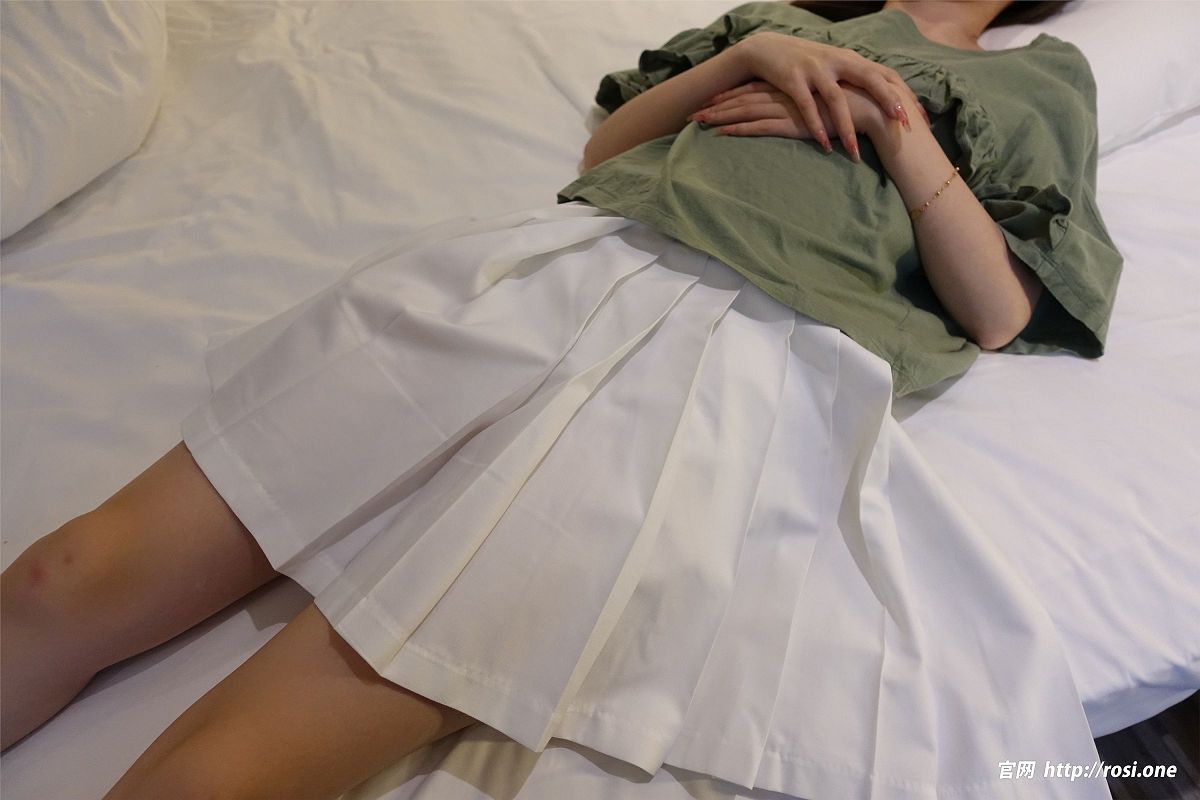 [ROSI美女图]2023.03.24 NO.4128-芒果图库