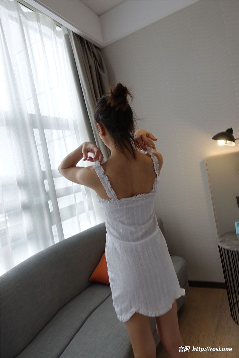 [ROSI美女图]2023.04.03 NO.4137-芒果图库