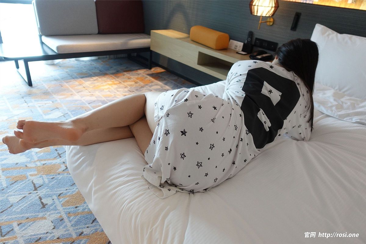 图片[8]-[ROSI美女图]2023.04.22 NO.4156-芒果图库