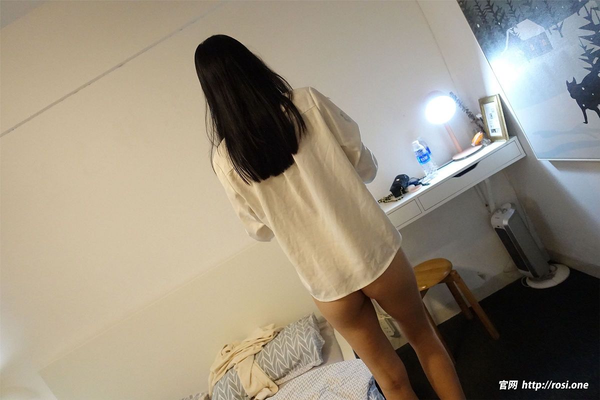 [ROSI美女图]2023.07.08 NO.4233-芒果图库