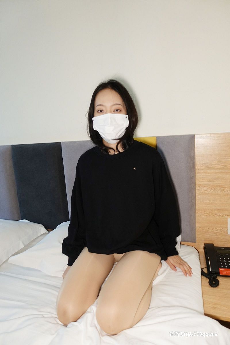 [ROSI美女图]口罩系列 2023.02.18 NO.2442-芒果图库