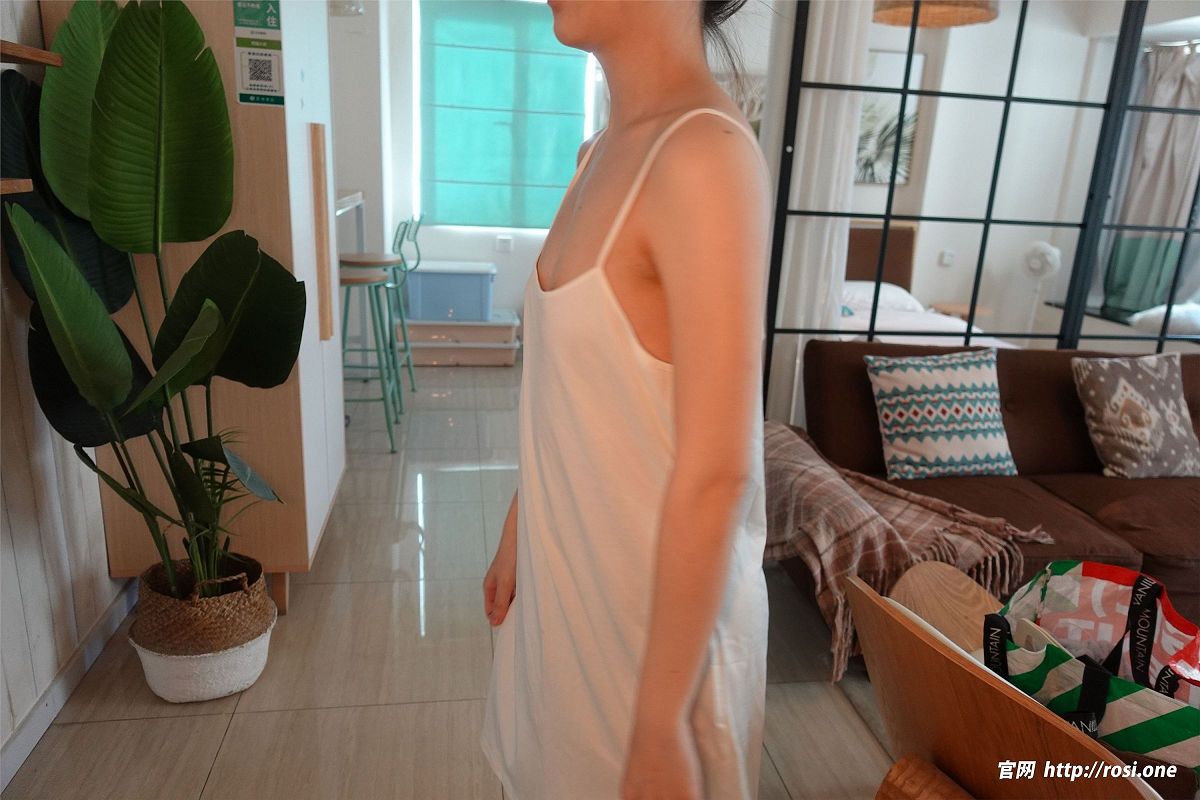 图片[2]-[ROSI美女图]2023.08.03 NO.4259-芒果图库