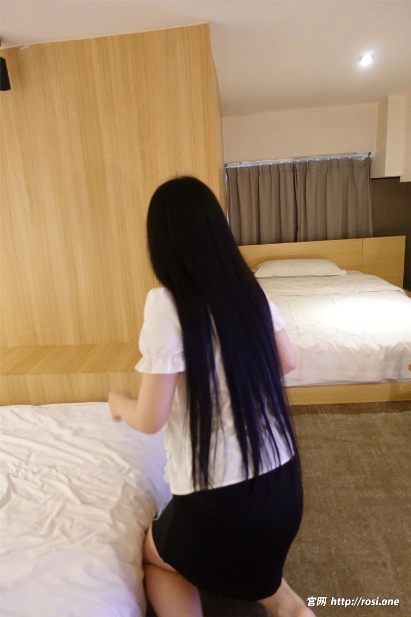 图片[4]-[ROSI美女图]2023.08.14 NO.4270-芒果图库