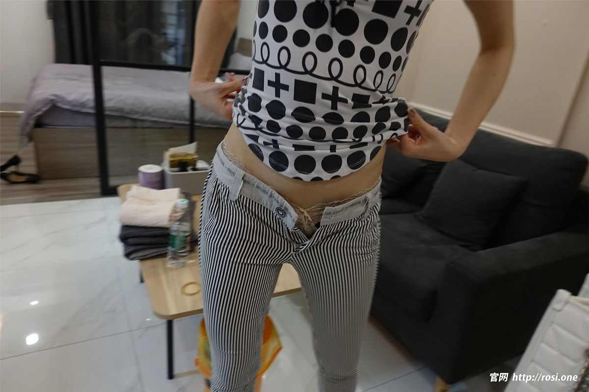 图片[2]-[ROSI美女图]2023.08.15 NO.4271-芒果图库