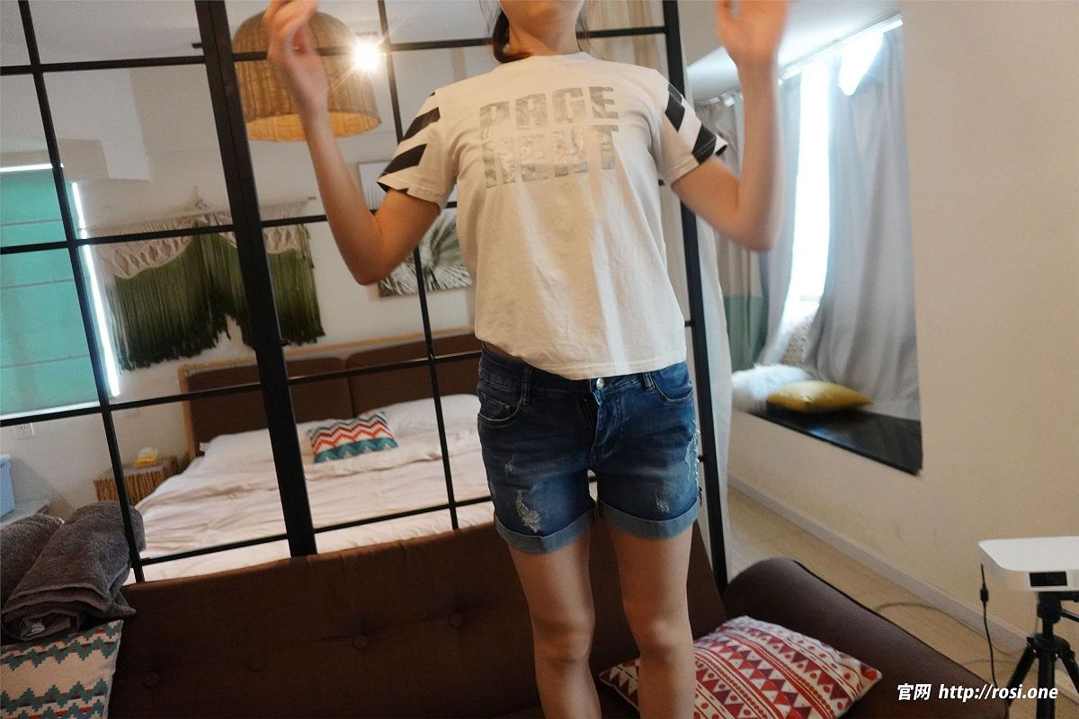 图片[2]-[ROSI美女图]2023.09.30 NO.4317-芒果图库