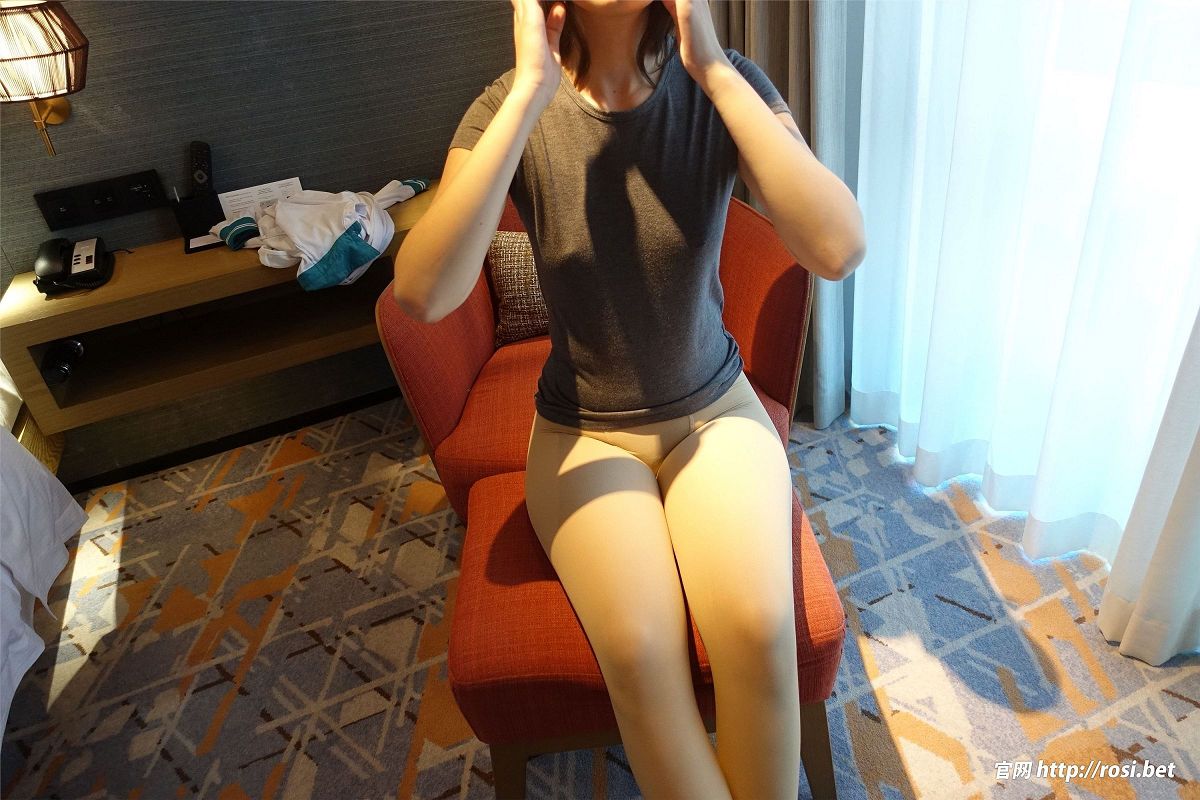 [ROSI美女图]2023.10.09 NO.4326-芒果图库