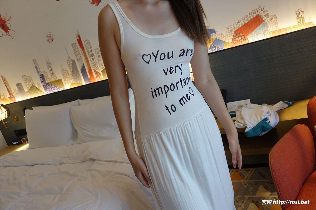 图片[2]-[ROSI美女图]2023.10.21 NO.4338-芒果图库