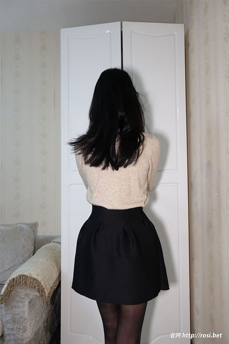 图片[5]-[ROSI美女图]2023.11.07 NO.4355-芒果图库