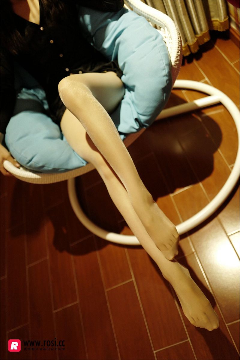 图片[5]-[ROSI美女图]2017.04.05 NO.1946-芒果图库