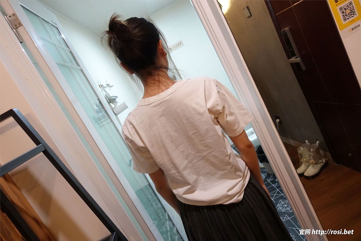 图片[2]-[ROSI美女图]2024.01.02 NO.4411-芒果图库