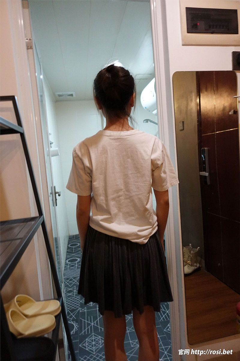 图片[4]-[ROSI美女图]2024.01.02 NO.4411-芒果图库