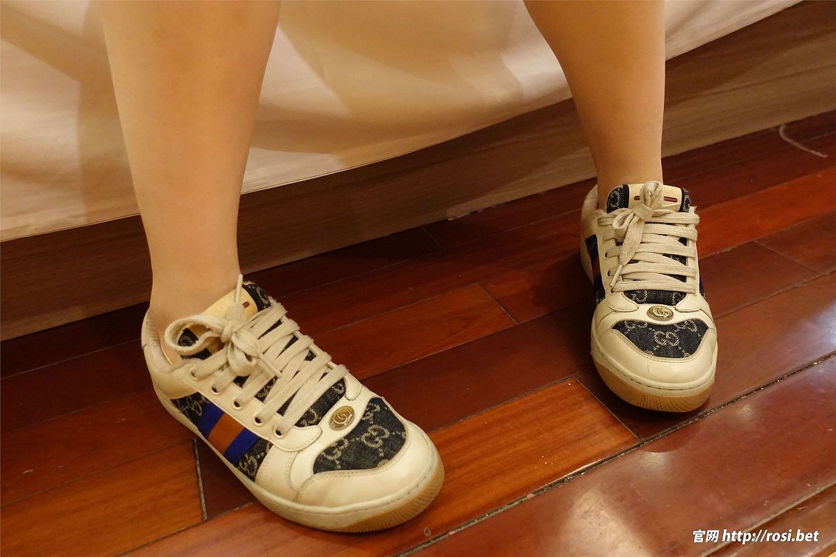 [ROSI美女图]2024.01.18 NO.4427-芒果图库