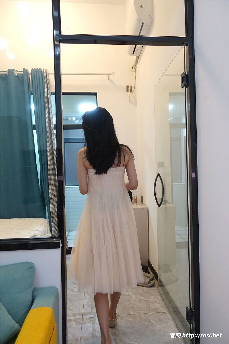 图片[5]-[ROSI美女图]2024.02.01 NO.4441-芒果图库