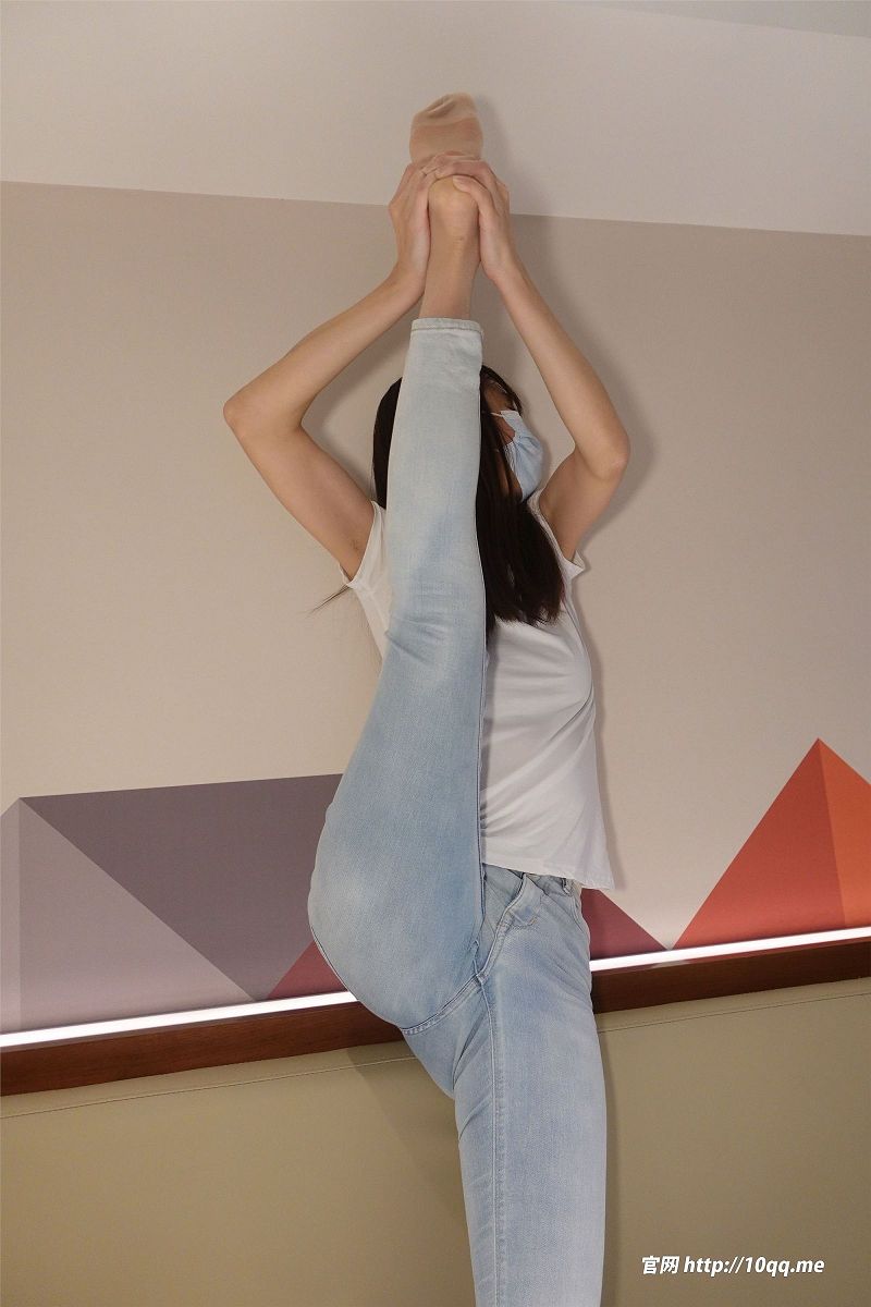 [ROSI美女图]口罩系列 2023.12.13 NO.2740-芒果图库