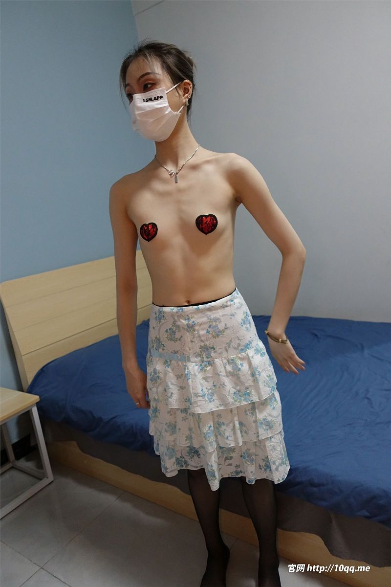 [ROSI美女图]口罩系列 2024.01.04 NO.2762-芒果图库