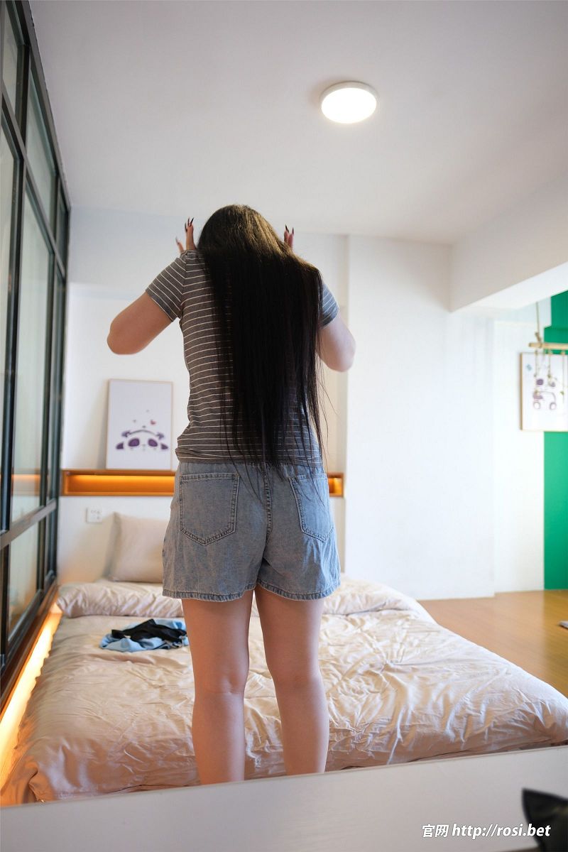 [ROSI美女图]2024.04.06 NO.4506-芒果图库