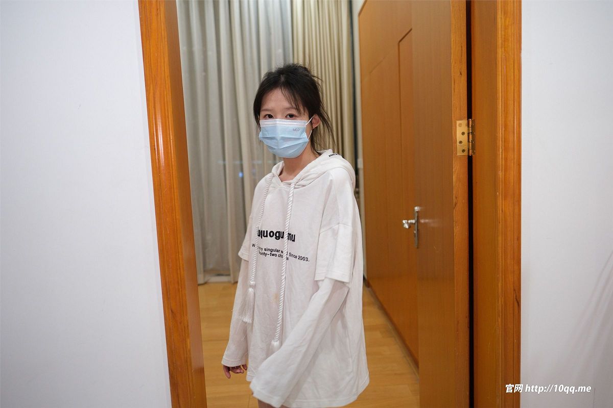 [ROSI美女图]口罩系列 2024.01.29 NO.2787-芒果图库