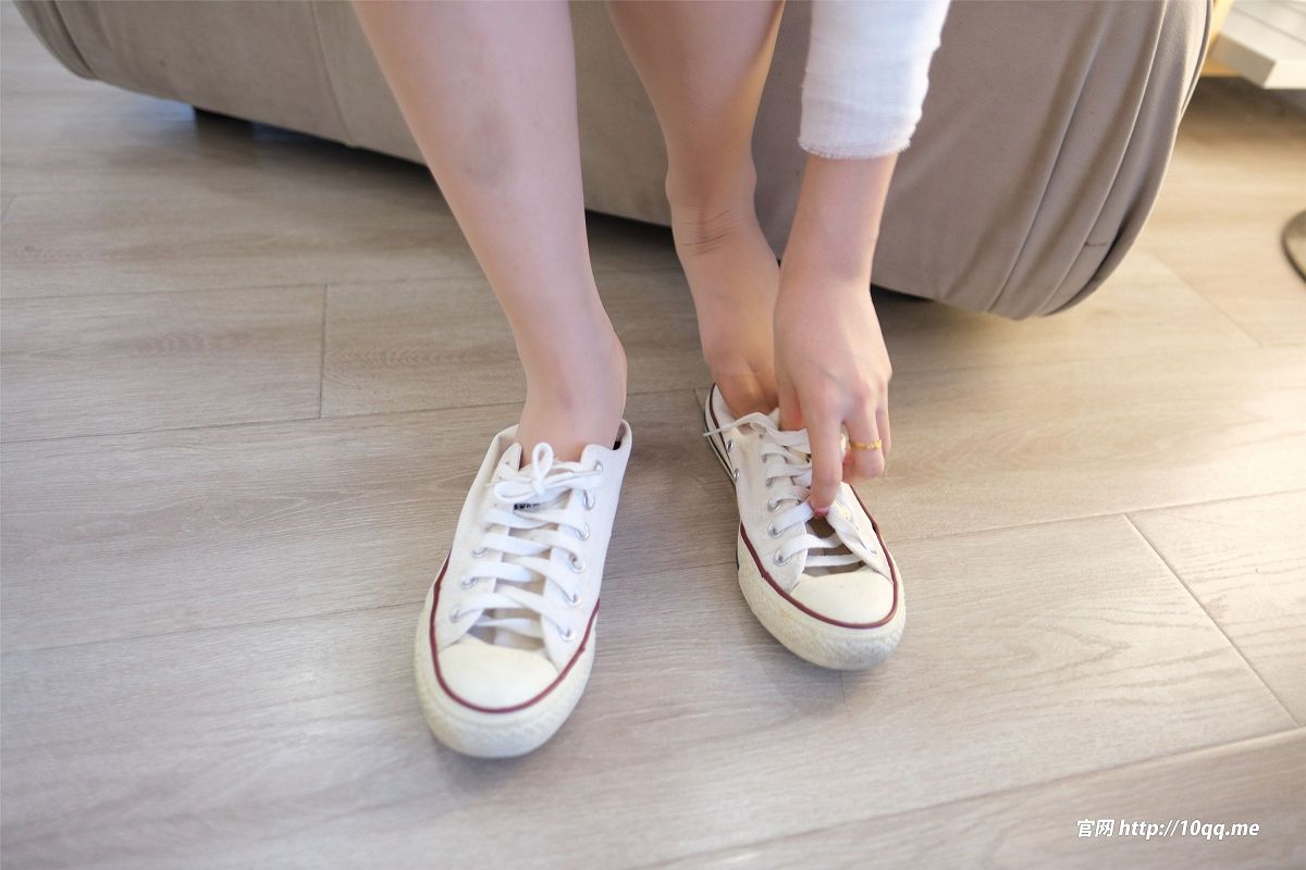 [ROSI美女图]口罩系列 2024.02.02 NO.2791-芒果图库