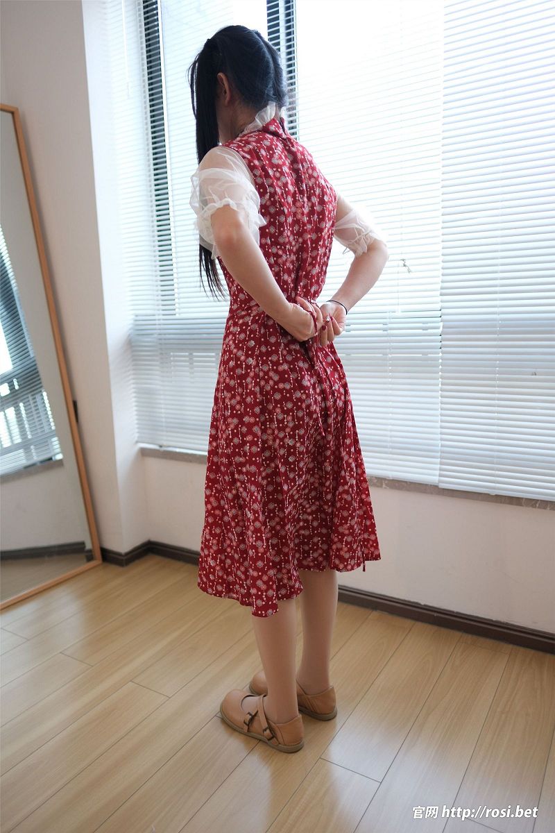 [ROSI美女图]2024.04.28 NO.4528-芒果图库