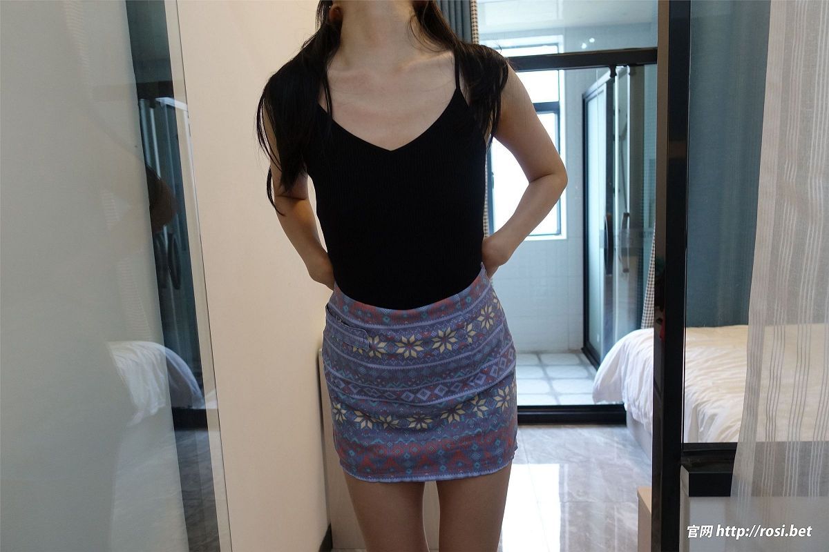 图片[3]-[ROSI美女图]2024.05.21 NO.4551-芒果图库