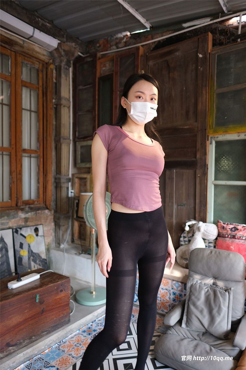 [ROSI美女图]口罩系列 2024.03.24 NO.2842-芒果图库