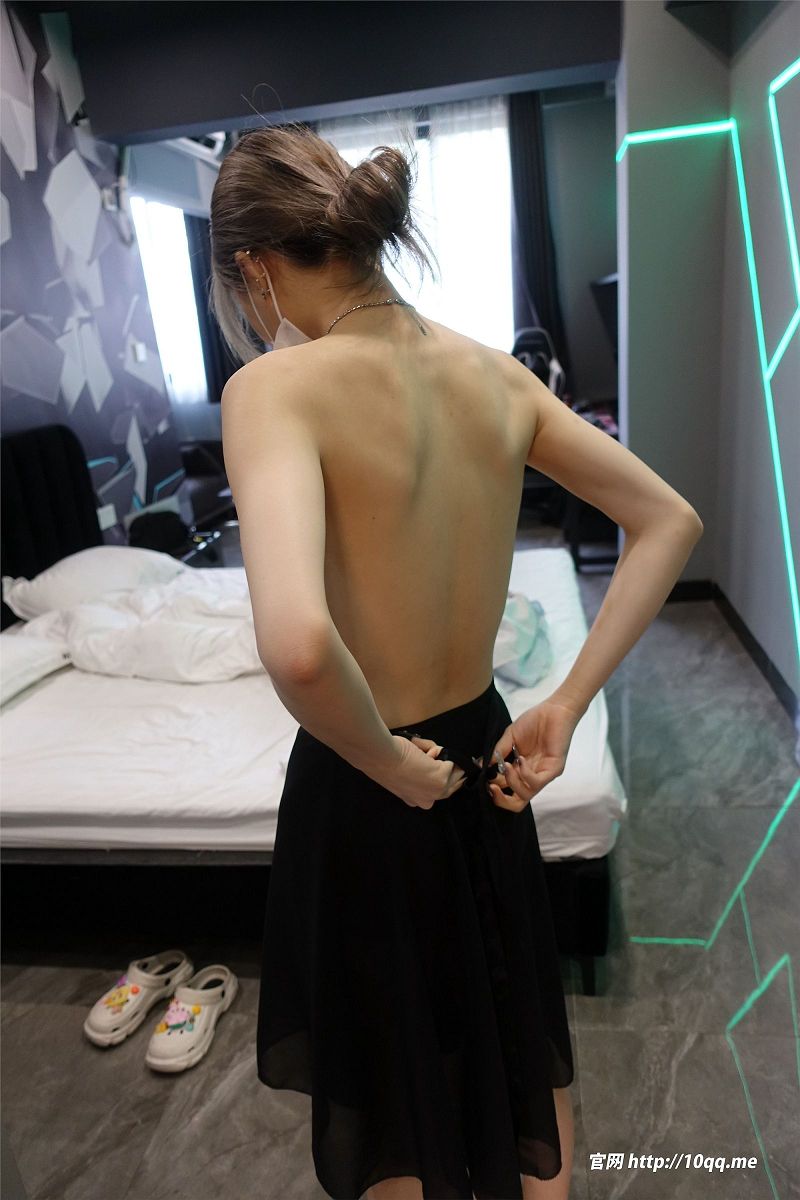 [ROSI美女图]口罩系列 2024.05.04 NO.2883-芒果图库