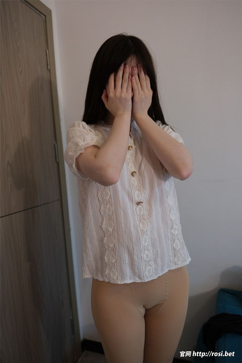 [ROSI美女图]2024.06.26 NO.4587-芒果图库