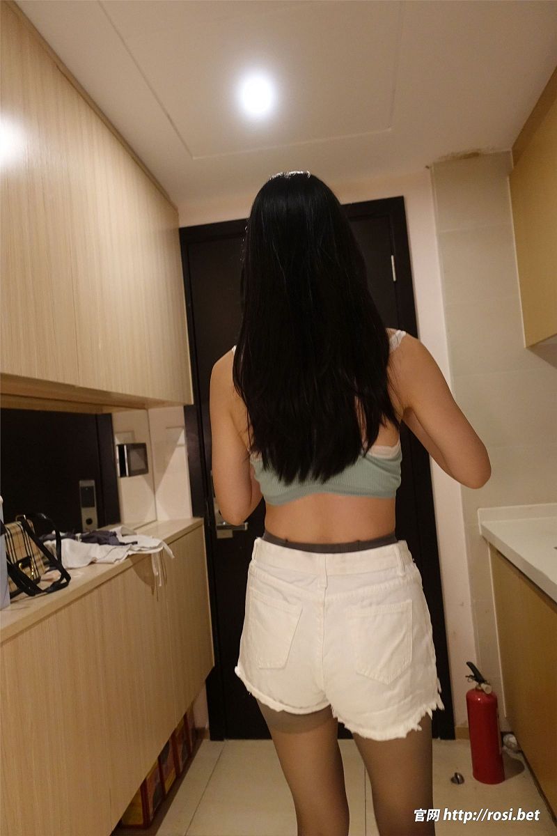 图片[6]-[ROSI美女图]2024.07.07 NO.4598-芒果图库