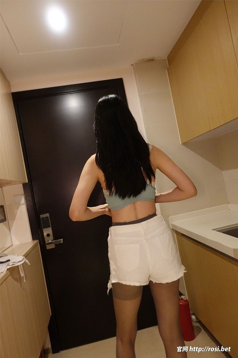 图片[8]-[ROSI美女图]2024.07.07 NO.4598-芒果图库