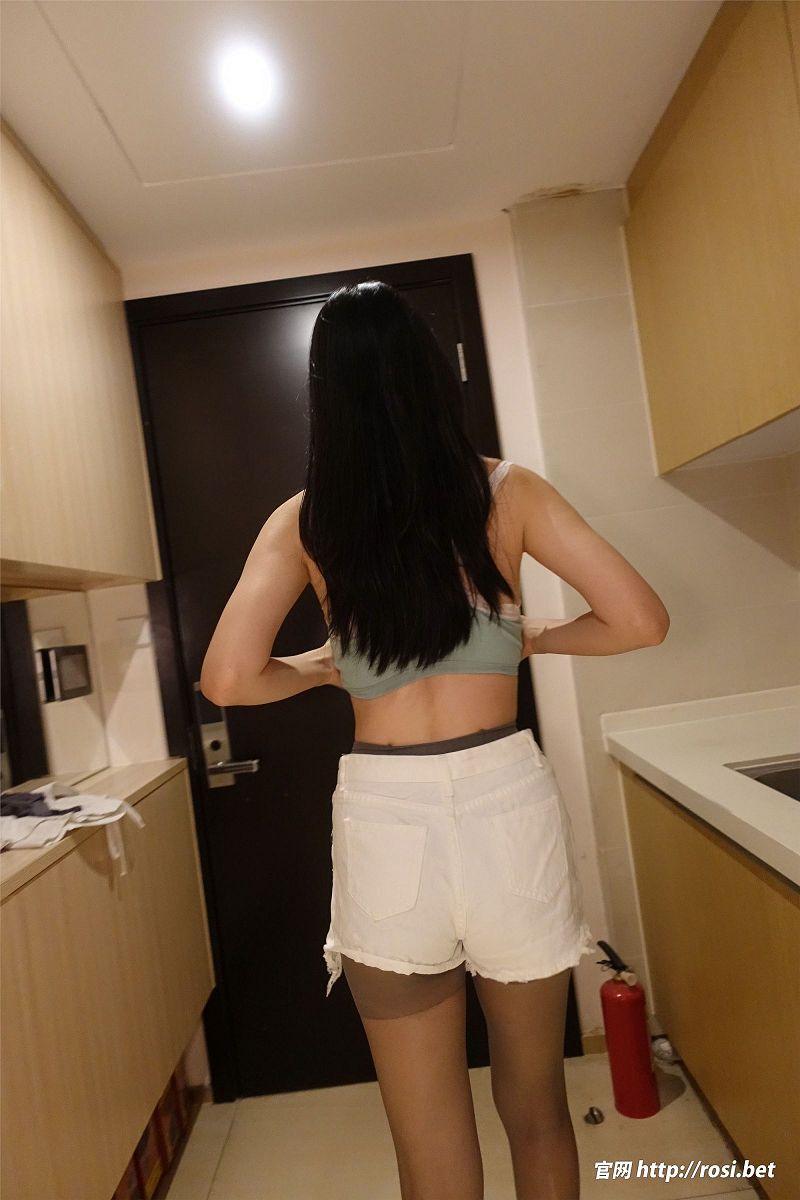 图片[7]-[ROSI美女图]2024.07.07 NO.4598-芒果图库