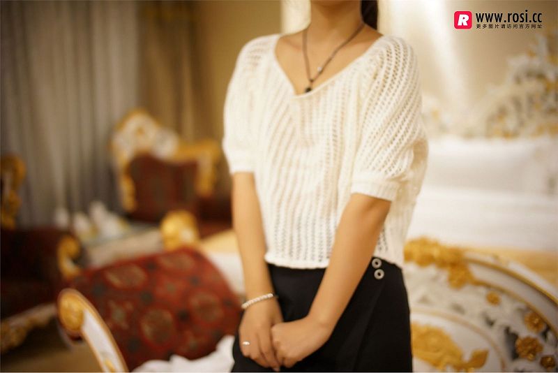 图片[4]-[ROSI美女图]2017.09.29 NO.2123-芒果图库