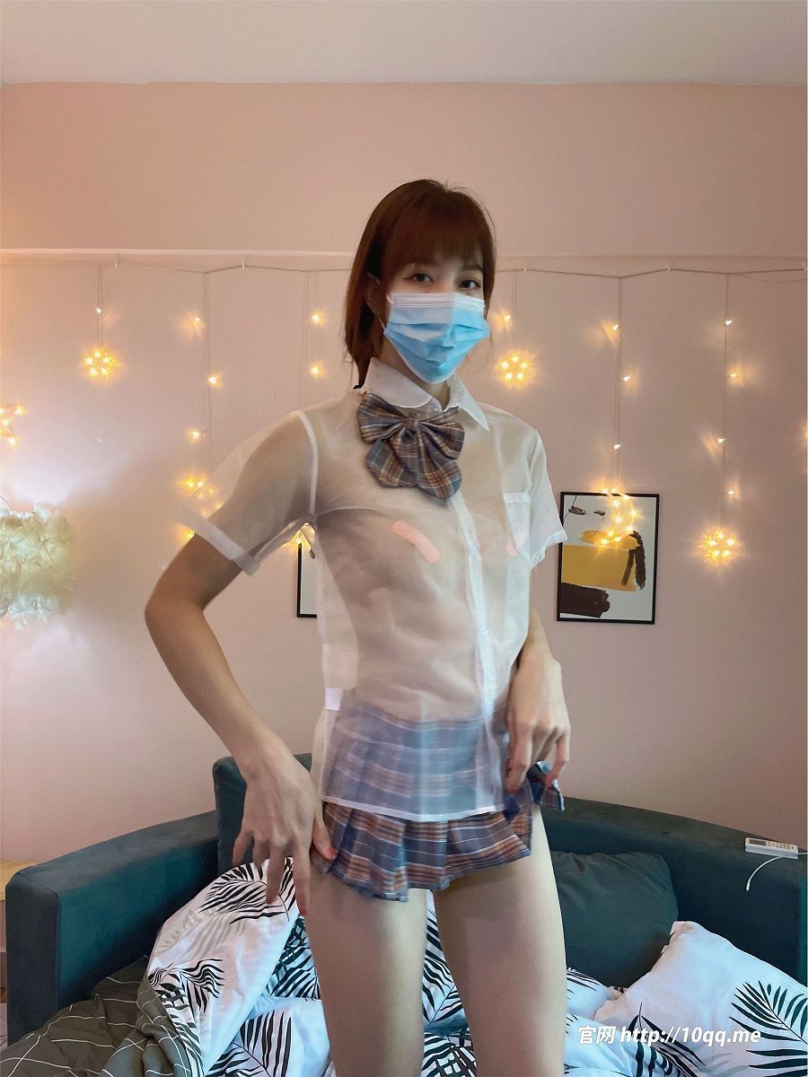 [ROSI美女图]口罩系列 2024.08.07 NO.2978-芒果图库