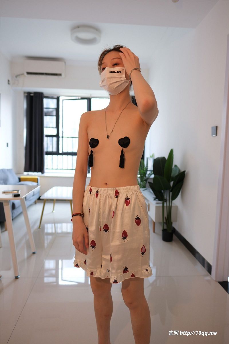 [ROSI美女图]口罩系列 2024.08.14 NO.2985-芒果图库