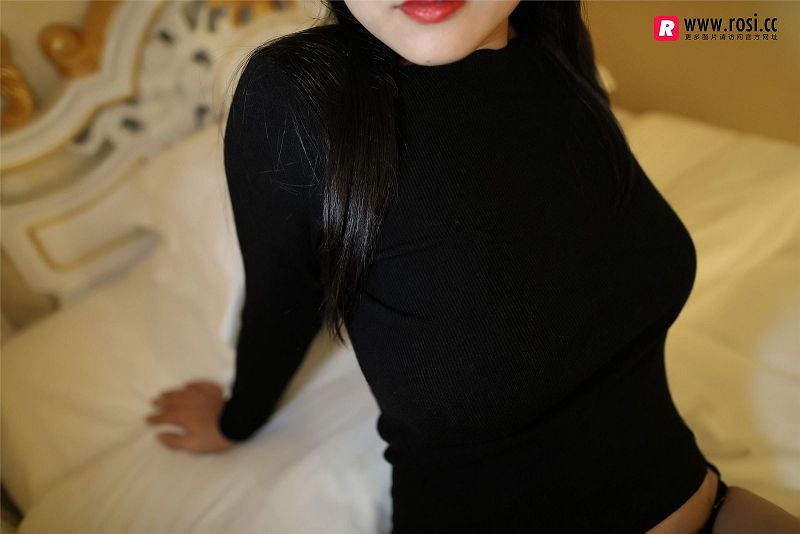 图片[2]-[ROSI美女图]2017.11.09 NO.2164-芒果图库