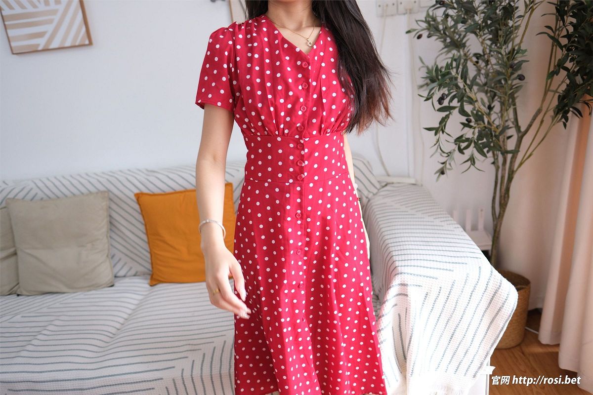 图片[2]-[ROSI美女图]2024.09.11 NO.4664-芒果图库