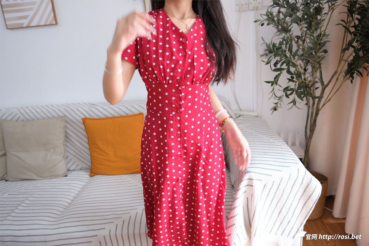 [ROSI美女图]2024.09.11 NO.4664-芒果图库