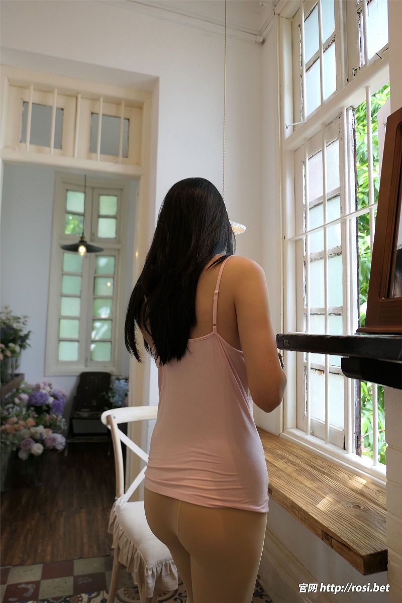 图片[7]-[ROSI美女图]2024.10.09 NO.4692-芒果图库