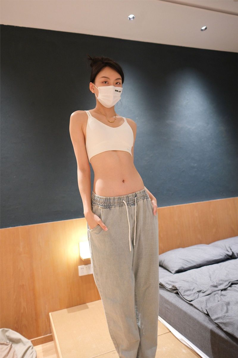 [ROSI美女图]口罩系列 2024.10.05 NO.3037-芒果图库