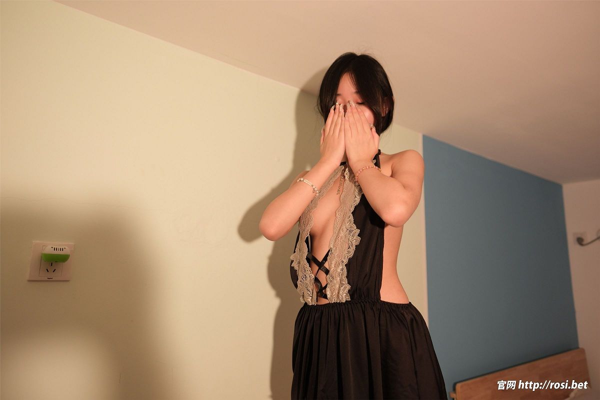 [ROSI美女图]2024.10.19 NO.4702-芒果图库
