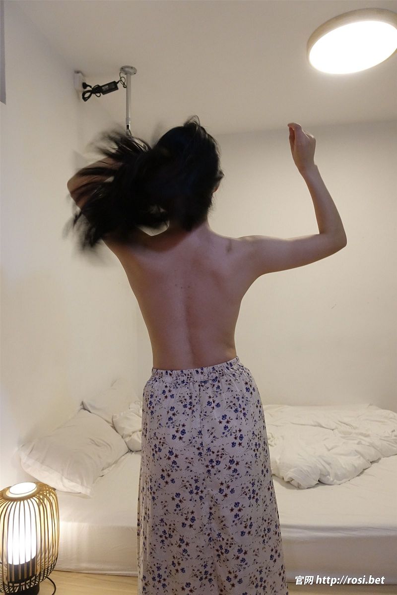 图片[7]-[ROSI美女图]2024.11.09 NO.4723-芒果图库