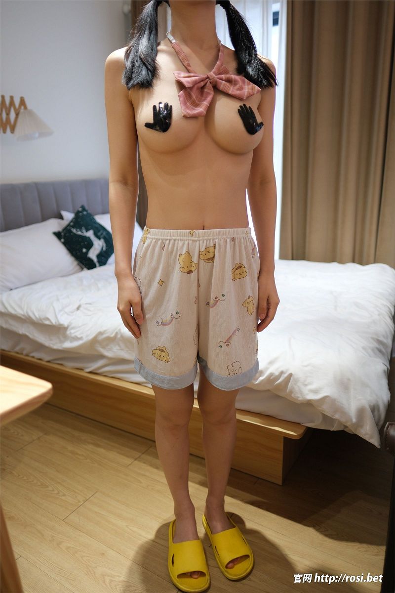 图片[3]-[ROSI美女图]2024.11.11 NO.4725-芒果图库