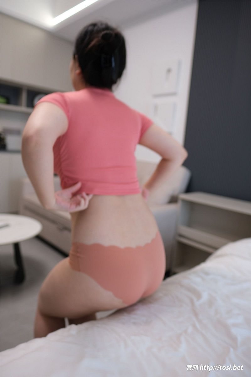 图片[7]-[ROSI美女图]2024.11.12 NO.4726-芒果图库