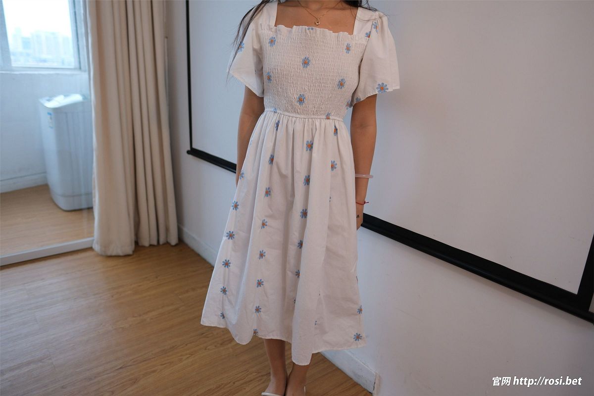 图片[4]-[ROSI美女图]2024.11.20 NO.4734-芒果图库