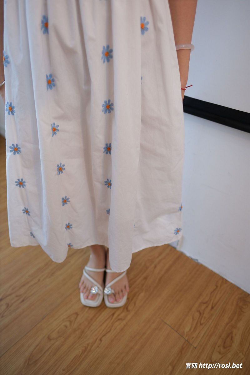 图片[7]-[ROSI美女图]2024.11.20 NO.4734-芒果图库