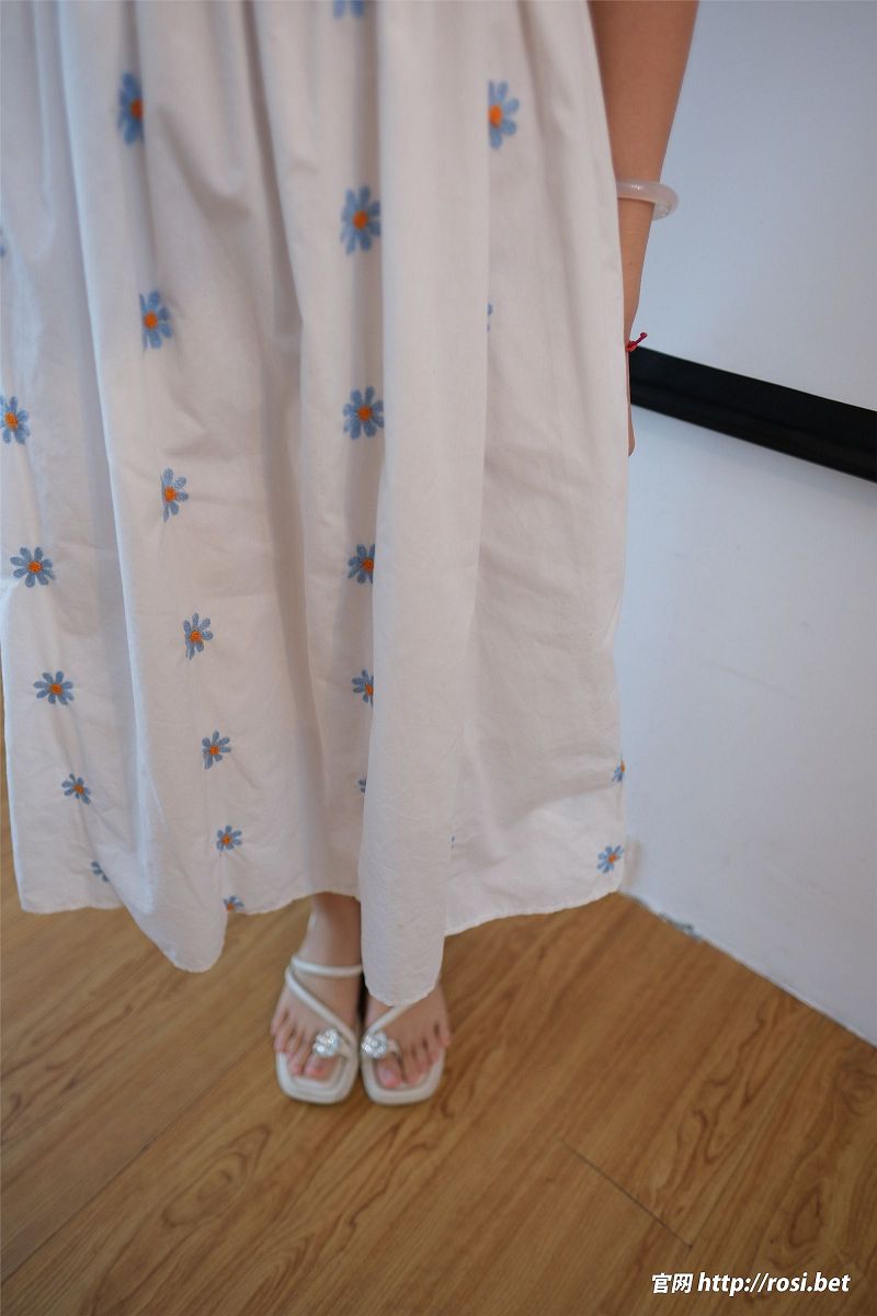 图片[6]-[ROSI美女图]2024.11.20 NO.4734-芒果图库