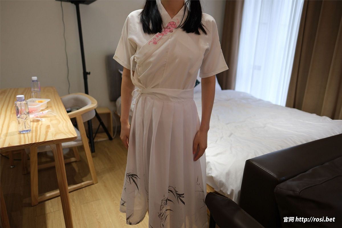 图片[2]-[ROSI美女图]2024.11.30 NO.4744-芒果图库