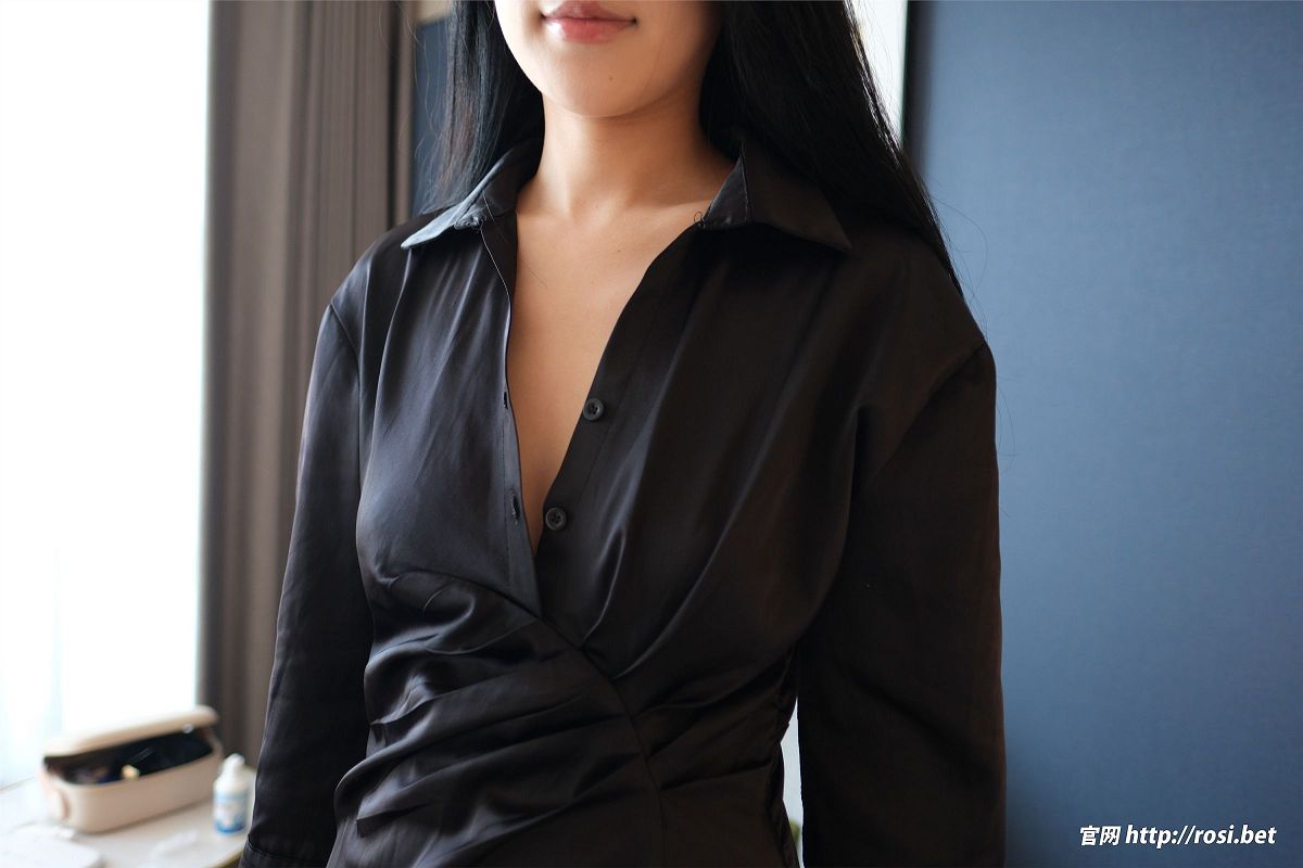 图片[6]-[ROSI美女图]2024.12.18 NO.4762-芒果图库