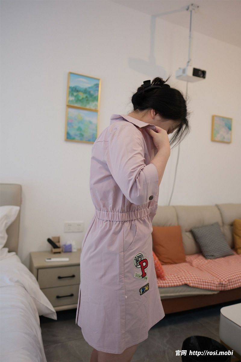 图片[2]-[ROSI美女图]2025.05.02 NO.4897-芒果图库