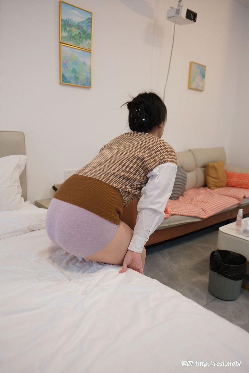 图片[7]-[ROSI美女图]2025.05.31 NO.4926-芒果图库