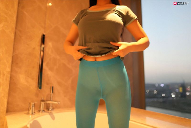 图片[5]-[ROSI美女图]2018.07.23 NO.2420-芒果图库